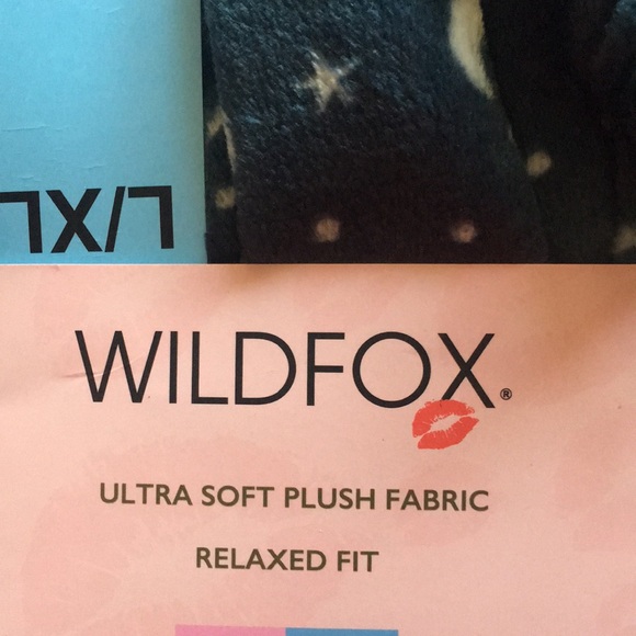 Wildfox Plush Hooded Lounger - Picture 3 of 3